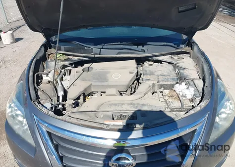 2015 Nissan Altima 2.5/2.5 S/2.5 Sl/2.5 Sv z USA, uszkodzony, nr VIN 1N4AL3AP7FN884318